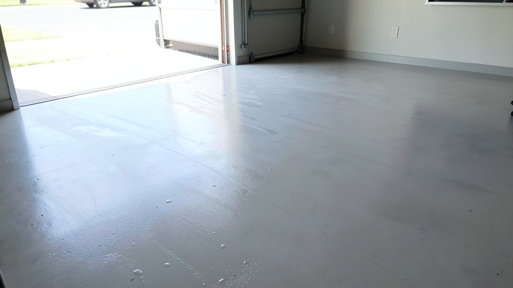 Why Pearland Homeowners Should Choose Pressure Washing Over Sandblasting